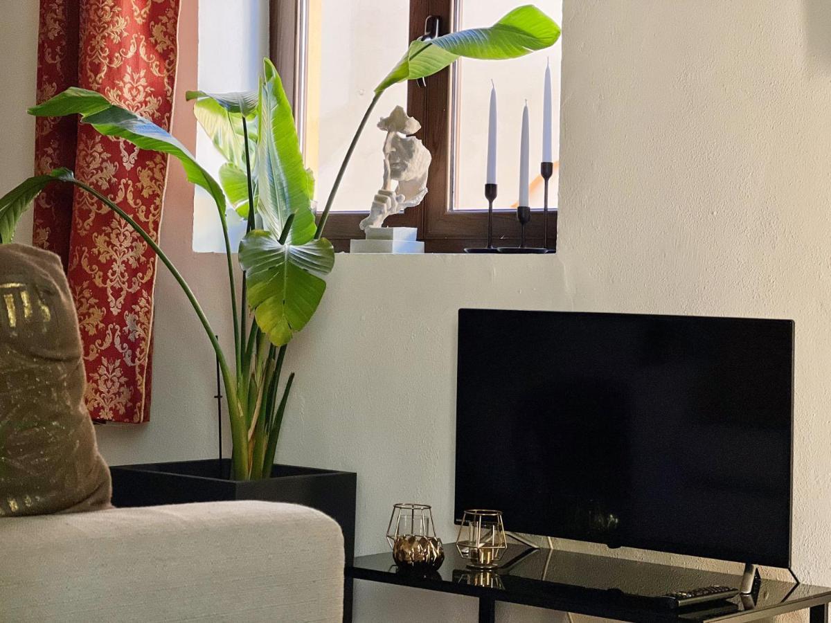 Novi Ligure Private Apartment エクステリア 写真