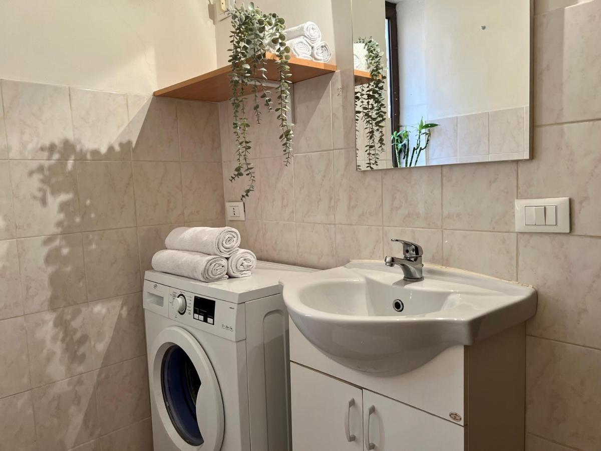 Novi Ligure Private Apartment エクステリア 写真